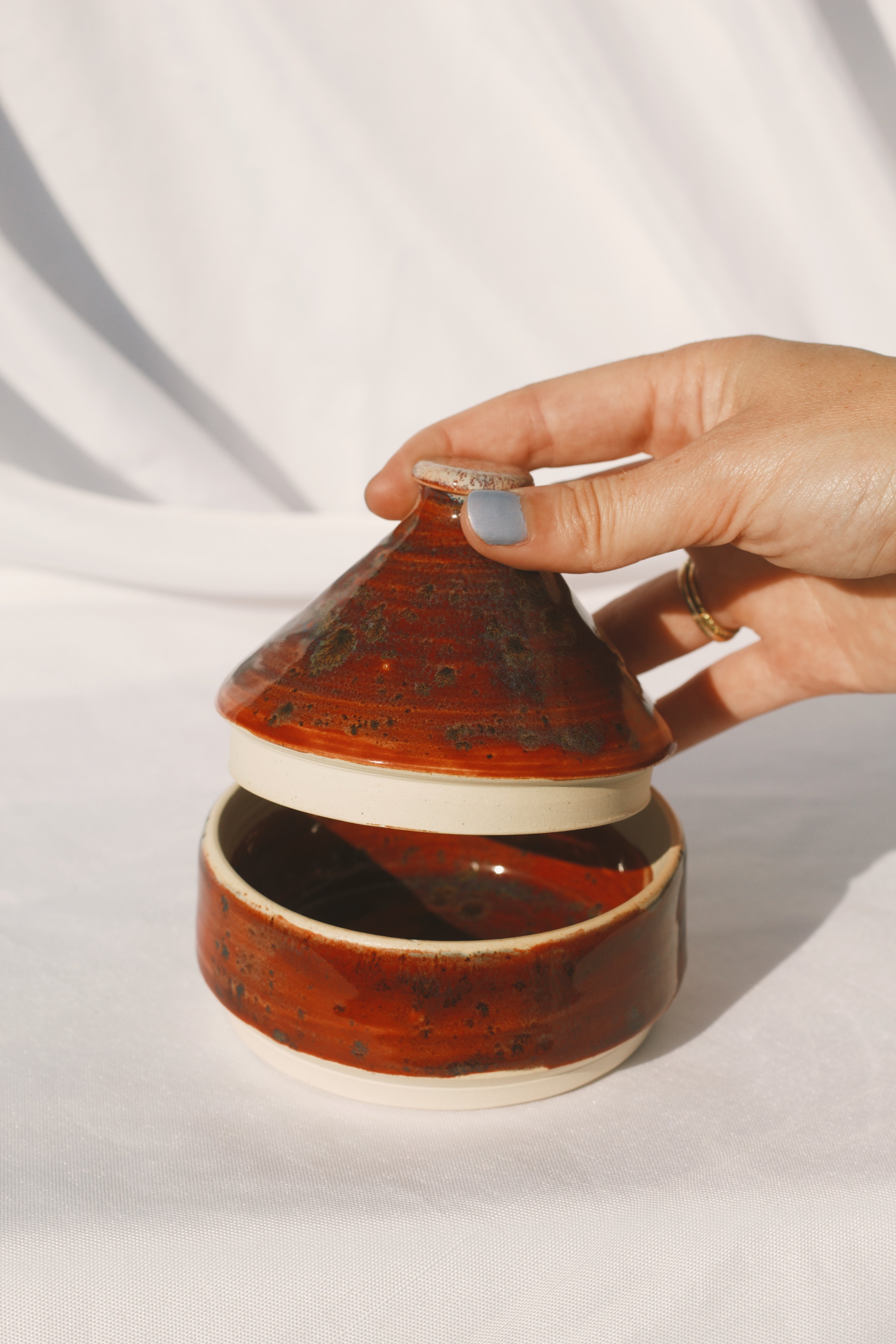 Lidded Jar 01