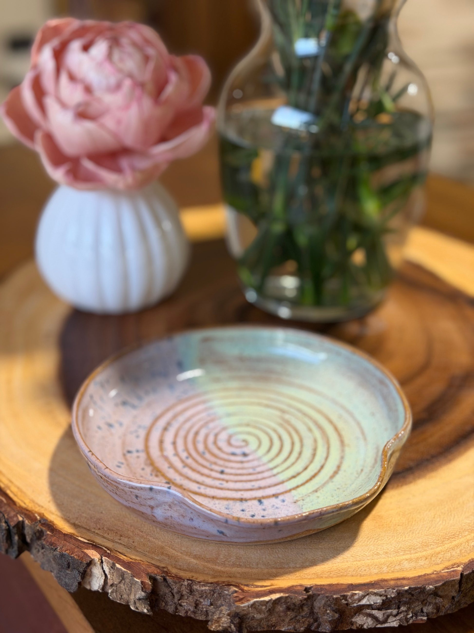 Duo-Toned Spoon Rest