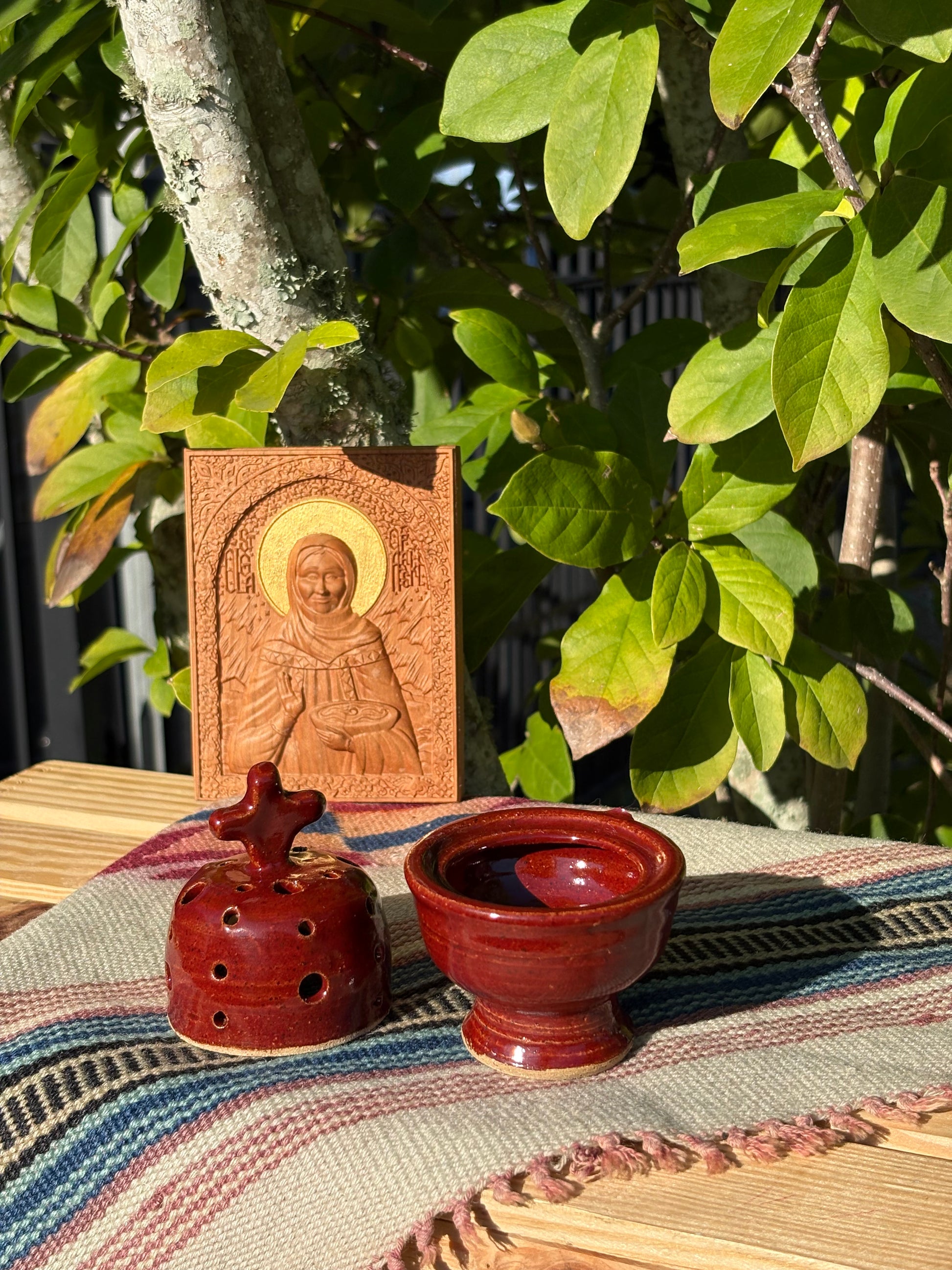 Red Censer w/ Lid (no handle)