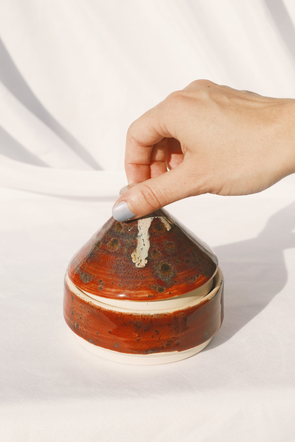 Lidded Jar 01